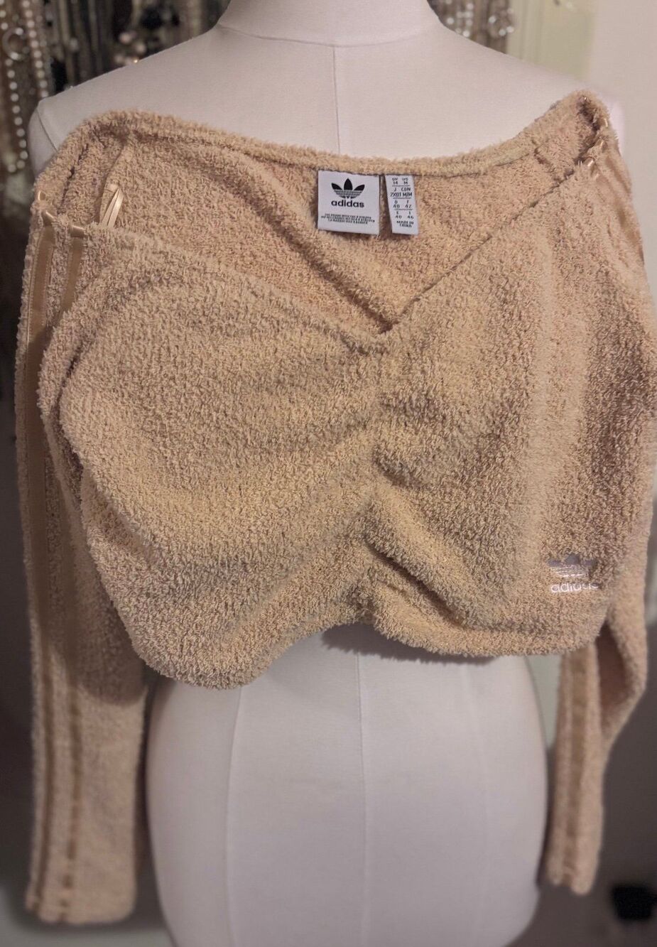 Adidas Originals Relaxed Risqué Fluffy Knit Ruched Crop Top - light yellow - Picture 5 of 8